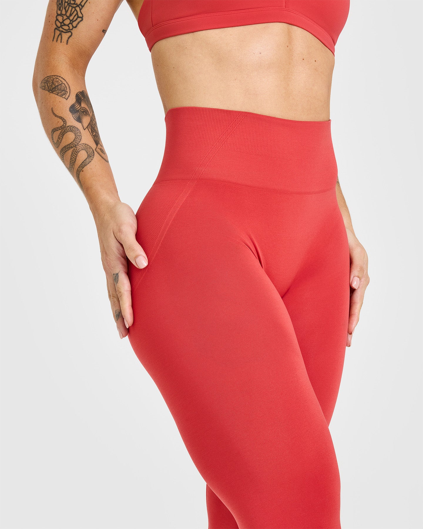 Effortless Seamless Leggings with White Logo | Sweet Red