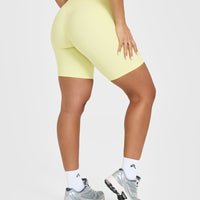 SoftMotion™ Cycling Shorts 8" | Pastel Yellow