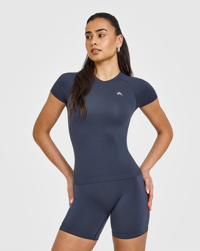 Go To Seamless Fitted Top | True Blue