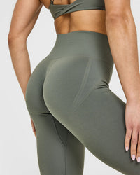 Effortless Seamless Leggings with White Logo | Dark Khaki