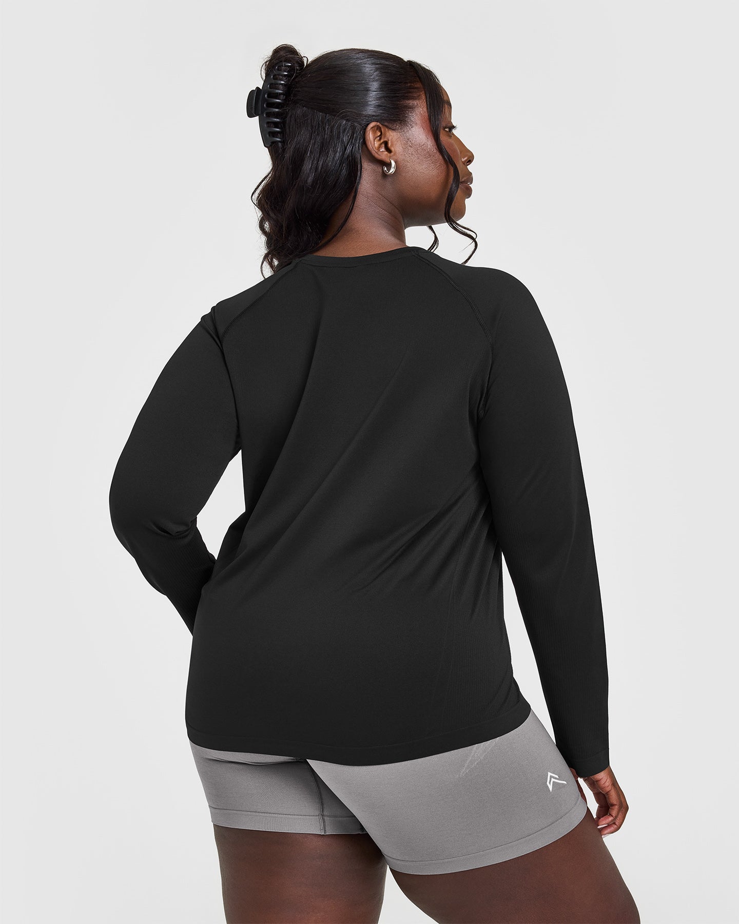 Go To Seamless Loose Long Sleeve Top | Black