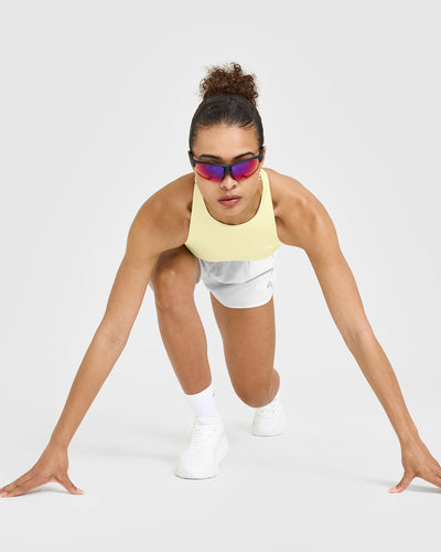AirMove⢠Lined Shorts 2" | White