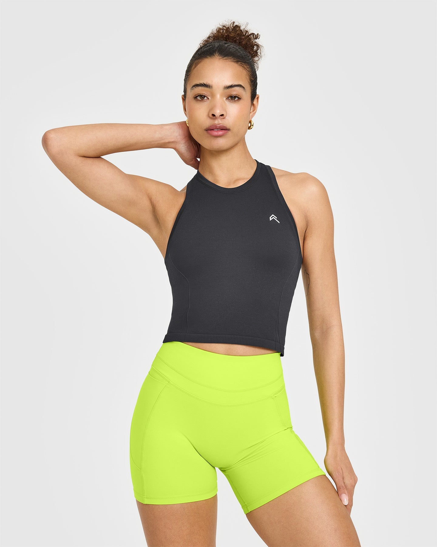 Go To Seamless Fitted Mid Vest | Coal