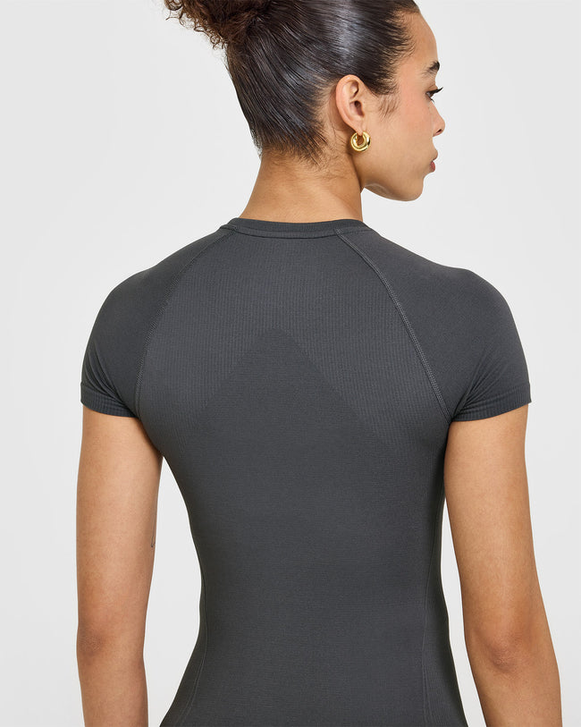 Go To Seamless Fitted Top | Coal