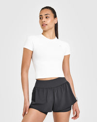 Go To Seamless Fitted Mid Top | White
