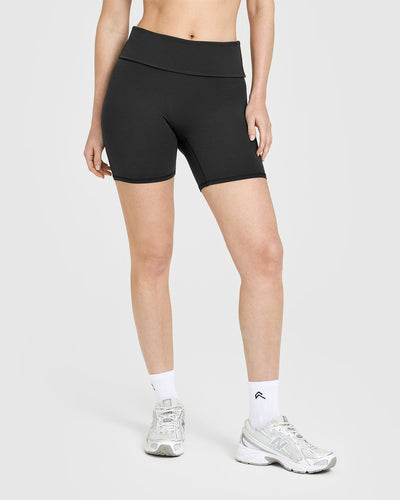 SoftMotion™ Fold Over Shorts 6" | Soft Black