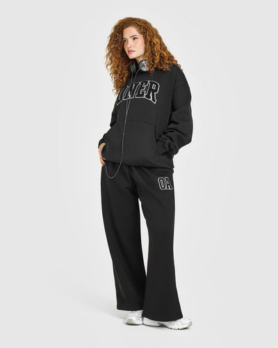 Foundations Oversized Oner 25 Straight Leg Joggers | Black
