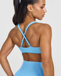 EasyLift™ Cross Back Sports Bra | Arctic Blue