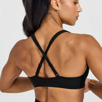 EasyLift™ Cross Back Sports Bra | Black