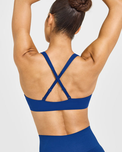 EasyLift™ Cross Back Sports Bra | Vintage Navy