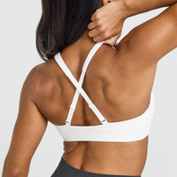 EasyLift™ Cross Back Sports Bra | White