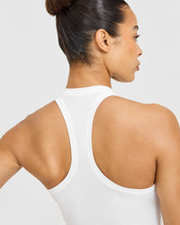 Go To Seamless Fitted Vest | White