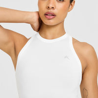 Go To Seamless Fitted Vest | White