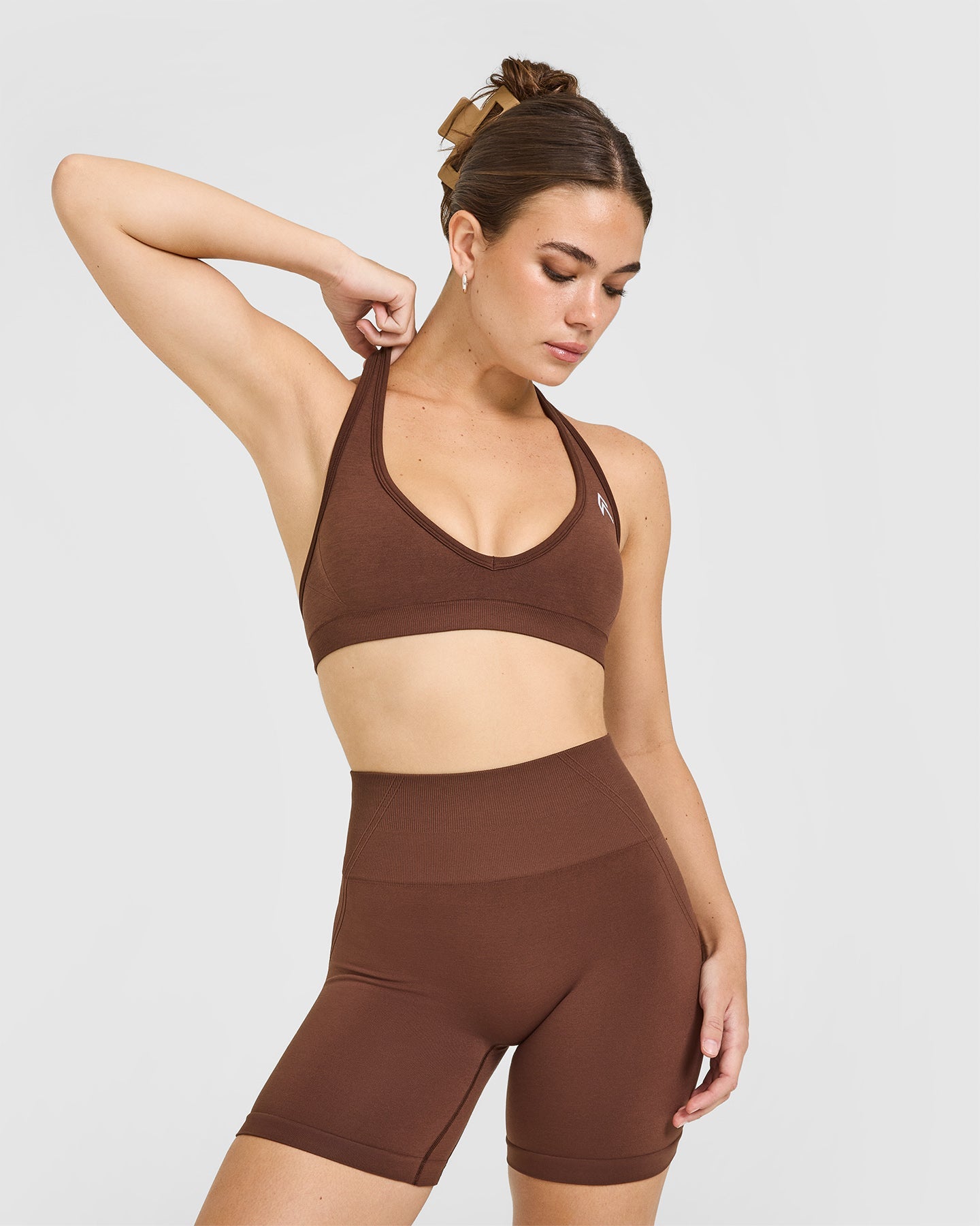 Effortless Seamless Halter Neck Sports Bra | Rustic Brown