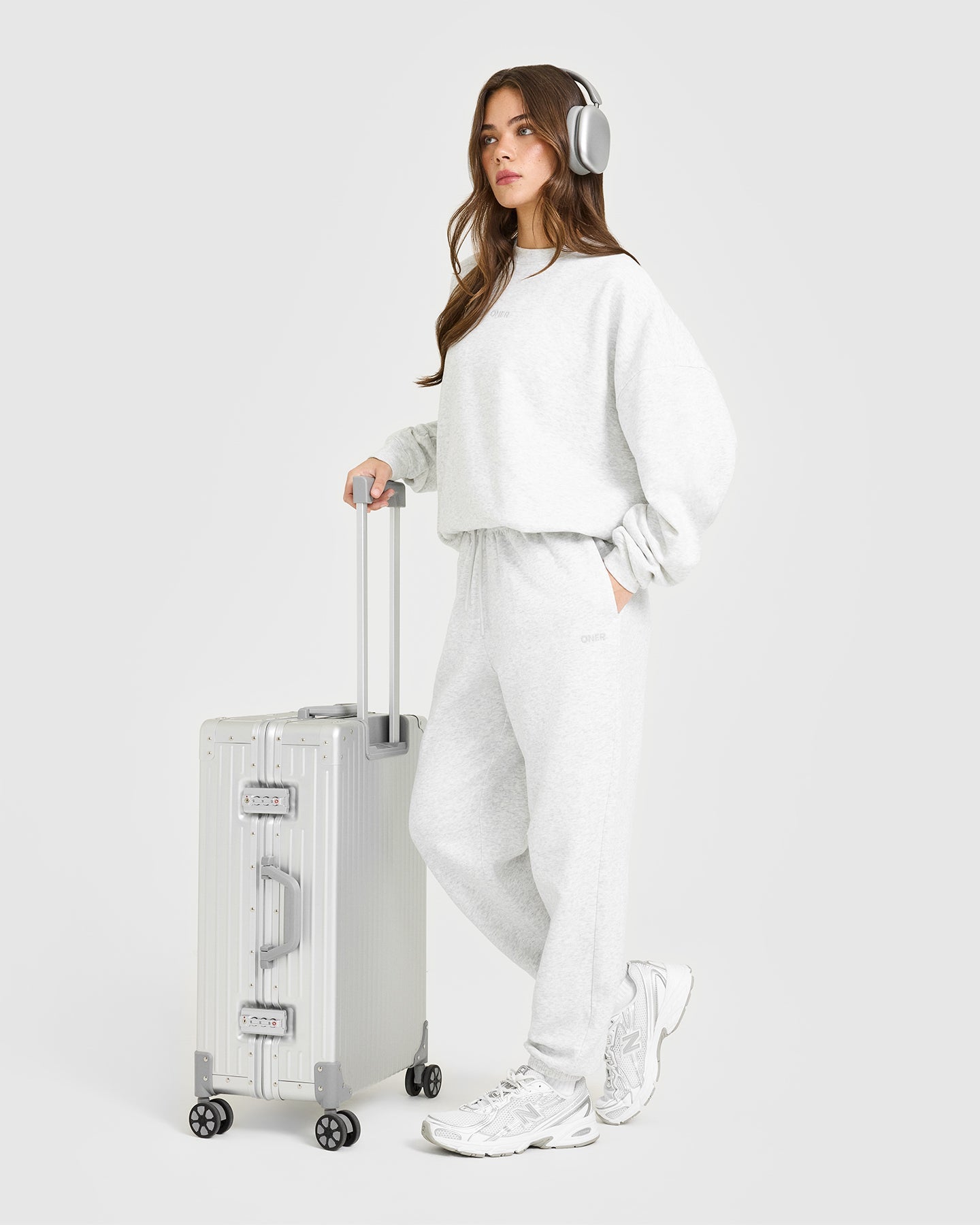 Mid Weight Relaxed Joggers | Light Grey Marl