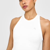 Go To Seamless Fitted Mid Vest | White