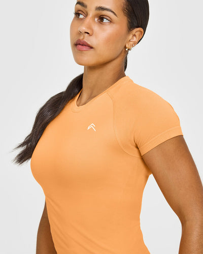 Go To Seamless Fitted Mid Top | Powdered Orange