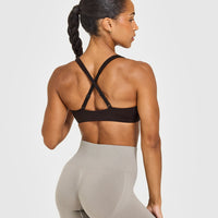 EasyLift™ Cross Back Sports Bra | 70% Cocoa