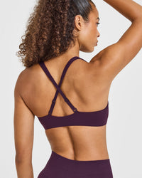 EasyLift™ Cross Back Sports Bra with White Logo | Blackberry Purple