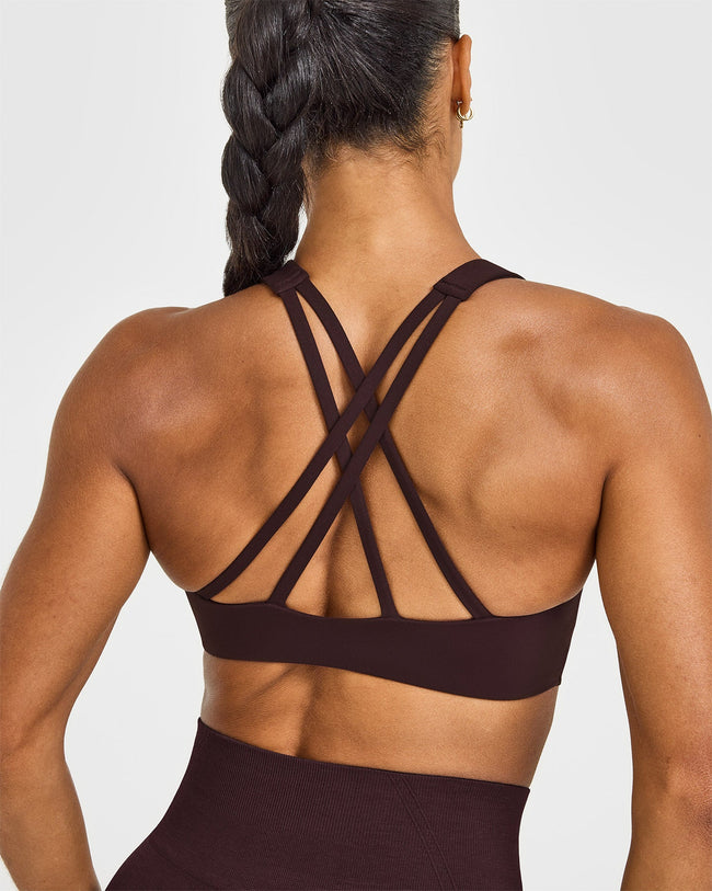 EasyLift™ High Neck Sports Bra | Plum Brown