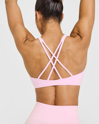 EasyLift™ High Neck Sports Bra with White Logo | Chalk Pink