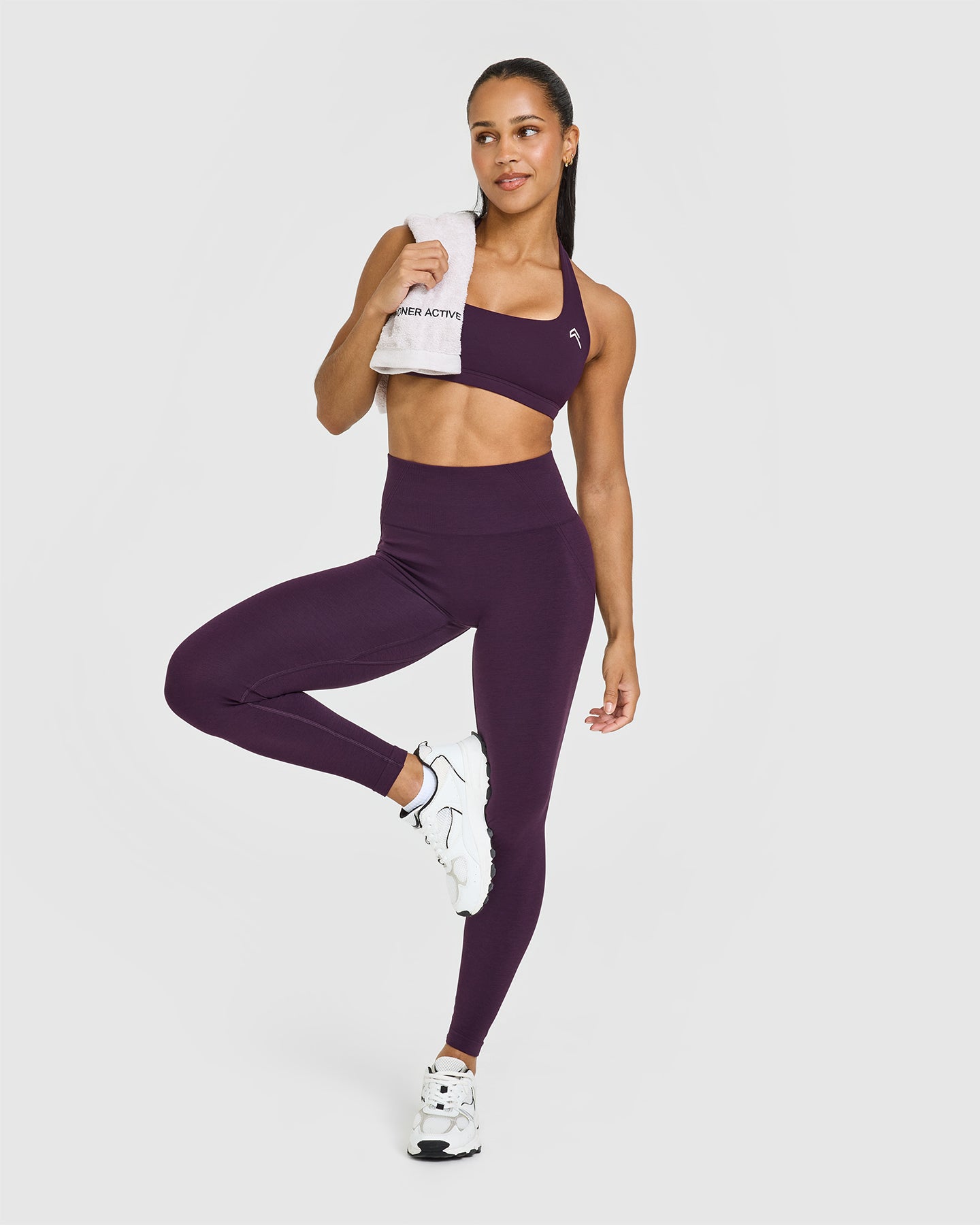 Effortless Seamless Leggings with White Logo | Blackberry Purple