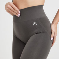 Effortless Seamless Leggings with White Logo | Deep Taupe