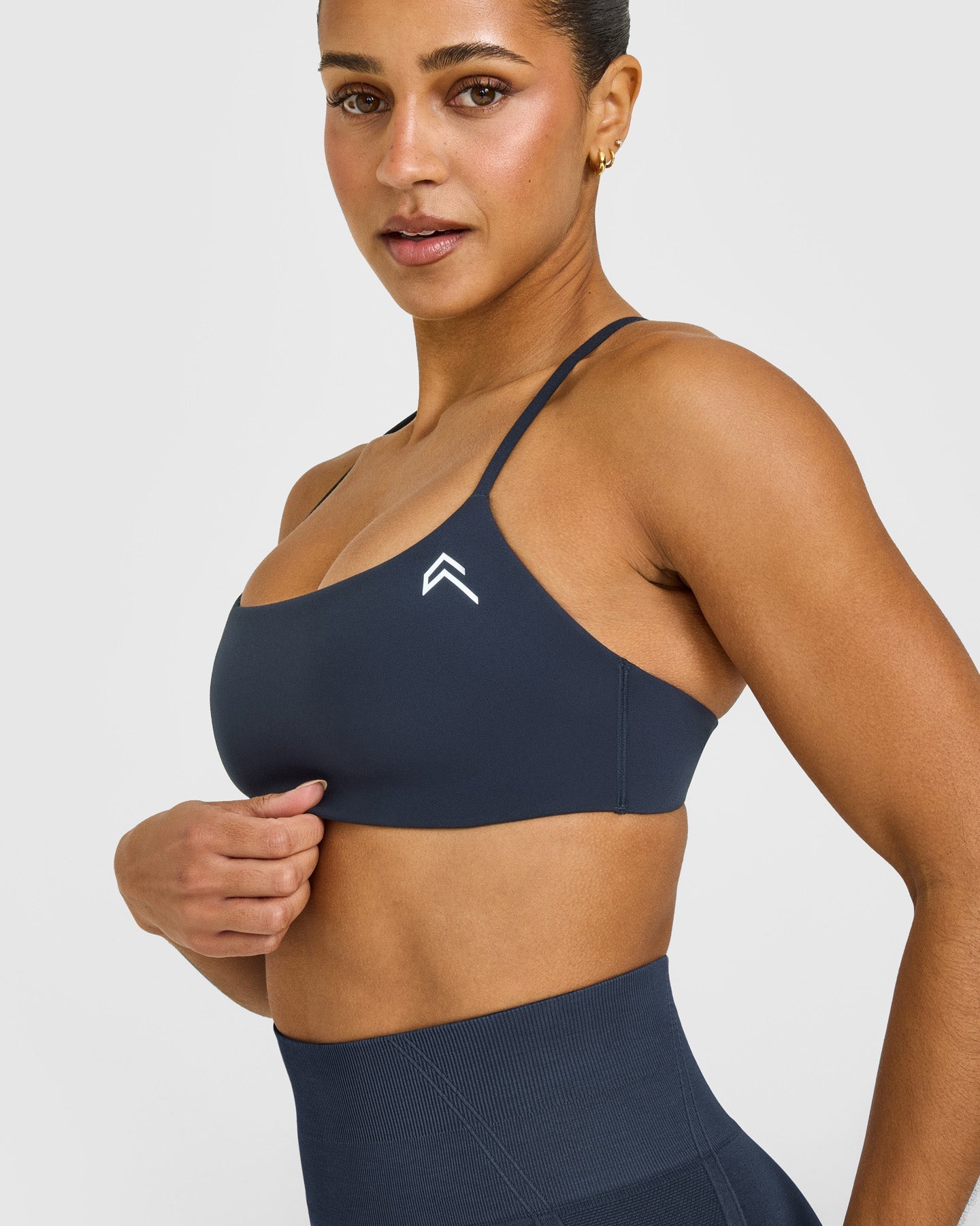 EasyLift™ Strappy Sports Bra with White Logo | True Blue