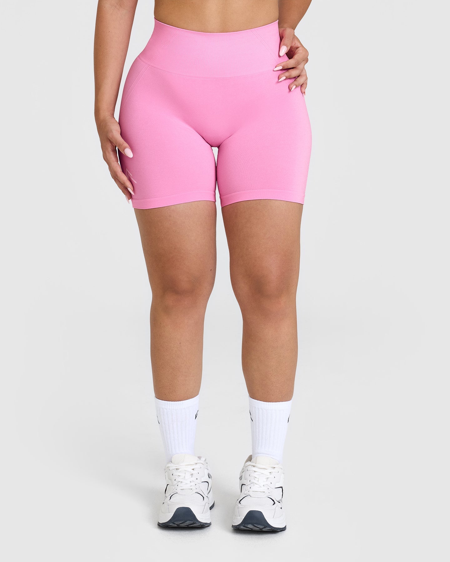 EffortlessLift™ Seamless Shorts with White Logo | Power Pink