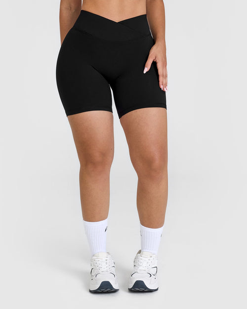 【希望者のみラッピング無料】 Wrap Black Shorts Active Oner | Waist High - Women's パンツ