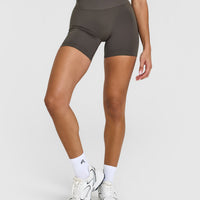 EffortlessLift™ Seamless Shorts with White Logo | Deep Taupe