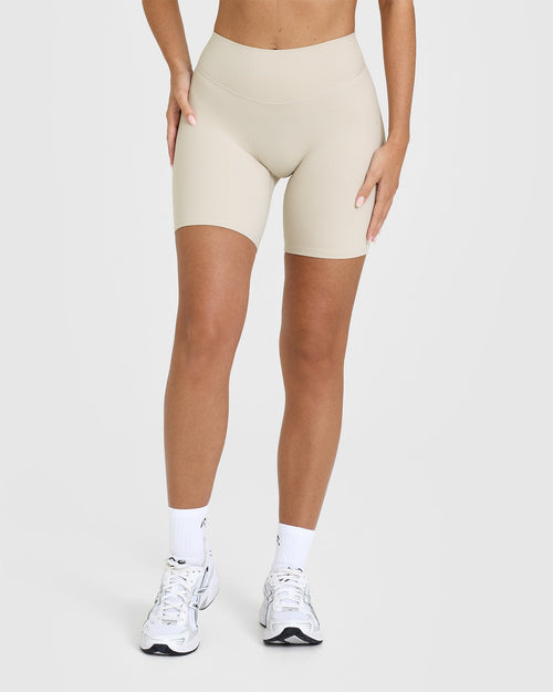 Oner Modal SoftMotion™ Cycling Shorts 8" | Sand