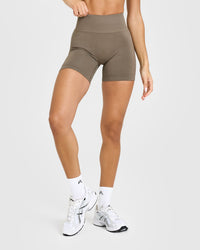 EffortlessLift™ Seamless Shorts with White Logo | Moss Brown