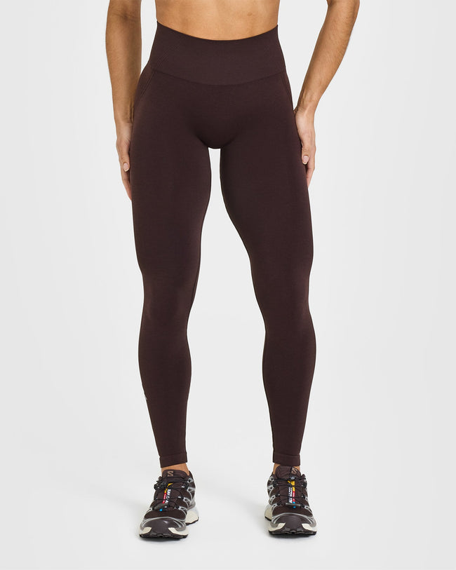 EffortlessLift™ Seamless Leggings with White Logo | Plum Brown