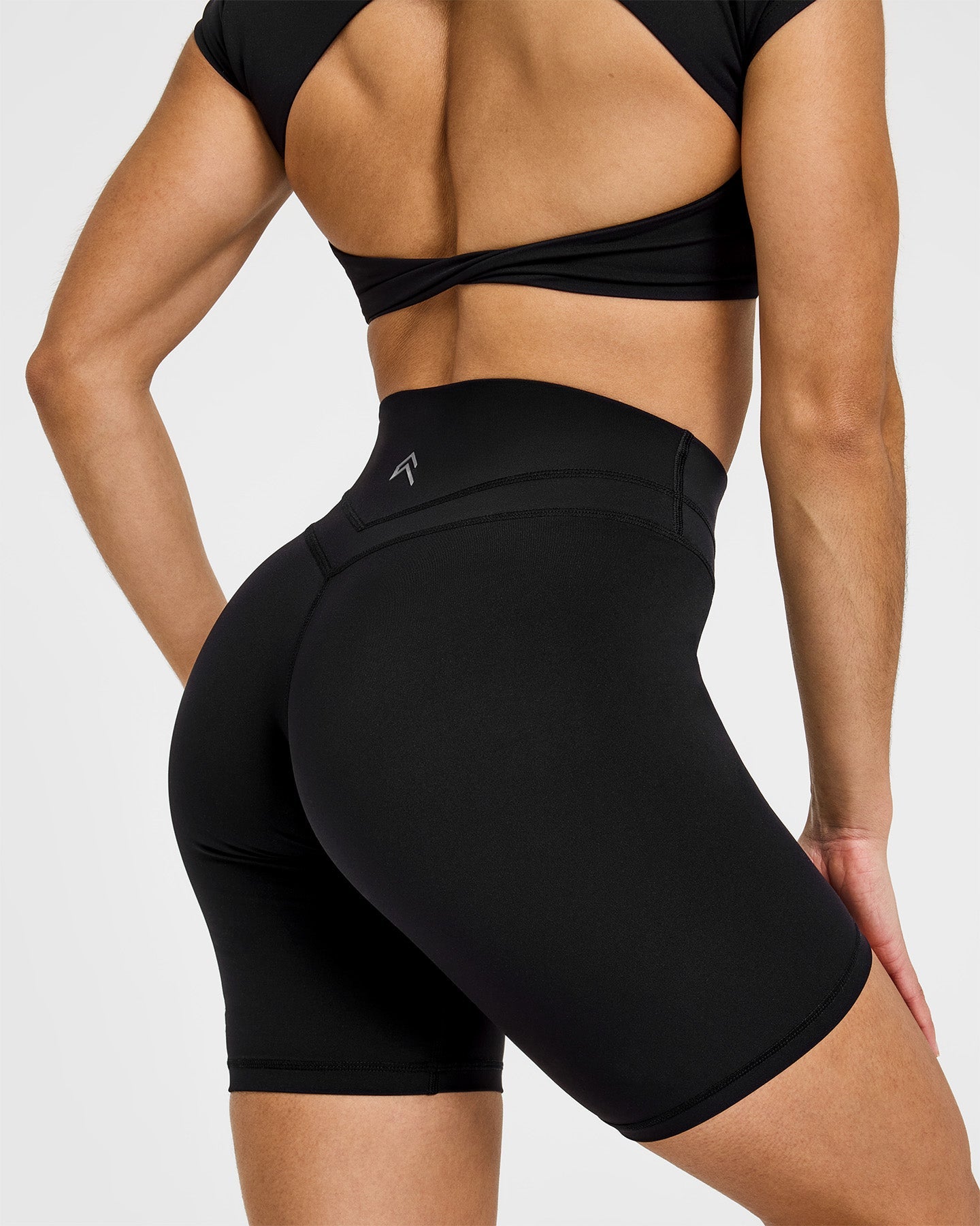 UnifiedMove™ Cycling Shorts 8" | Black