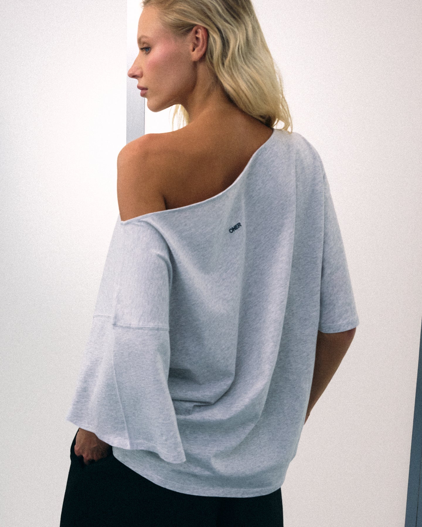 Slouchy One Shoulder T-Shirt | Light Gray Marl