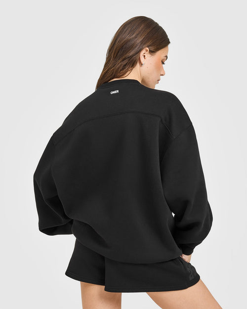Foundations Oversized Oner 25 Sweatshirt | Black