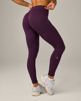 EnhanceLift™ Seamless Leggings with Grey Logo | Blackberry Purple