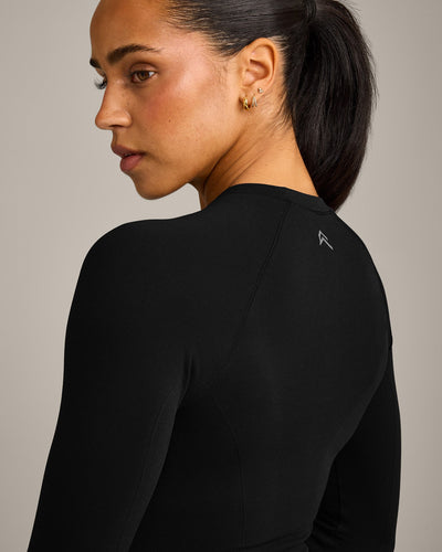 Oner Seamless Fitted Long Sleeve Regular Top | Soft Black
