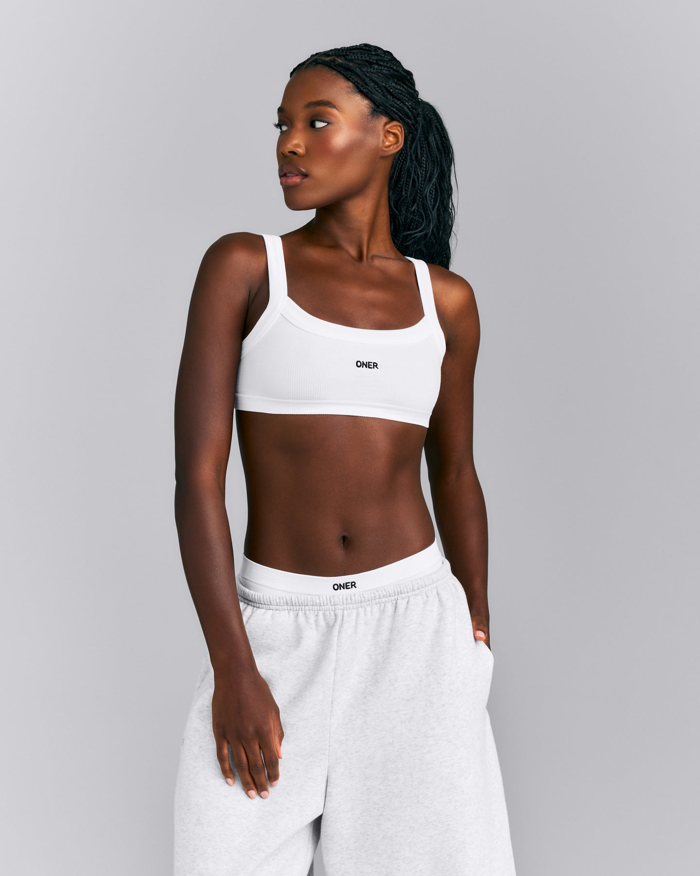 Seamless Scoop Neck Bralette | White