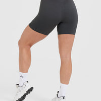 Classic Seamless 2.0 Mid Shorts | Coal Marl