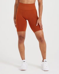 EffortlessLift™ Seamless Cycling Shorts with White Logo | Warm Copper