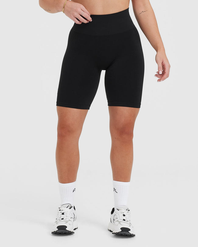 EffortlessLift™ Seamless Cycling Shorts with White Logo | Black