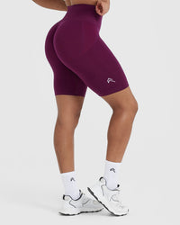 EffortlessLift™ Seamless Cycling Shorts with White Logo | Ripe Fig