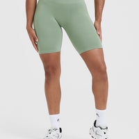 EffortlessLift™ Seamless Cycling Shorts with White Logo | Sage