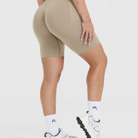 EffortlessLift™ Seamless Cycling Shorts with White Logo | Washed Sandstone