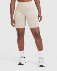 EffortlessLift™ Seamless Cycling Shorts with White Logo | Sand