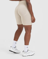 EffortlessLift™ Seamless Cycling Shorts with White Logo | Sand