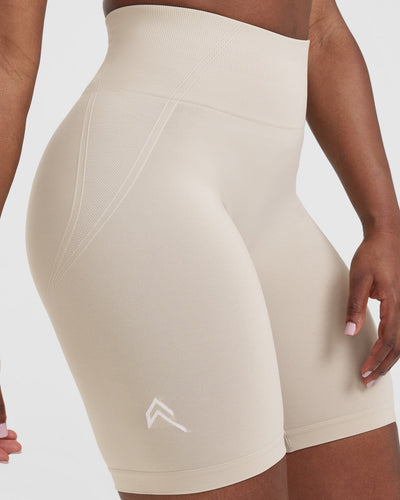 EffortlessLift™ Seamless Cycling Shorts with White Logo | Sand