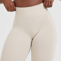 EffortlessLift™ Seamless Leggings with White Logo | Sand